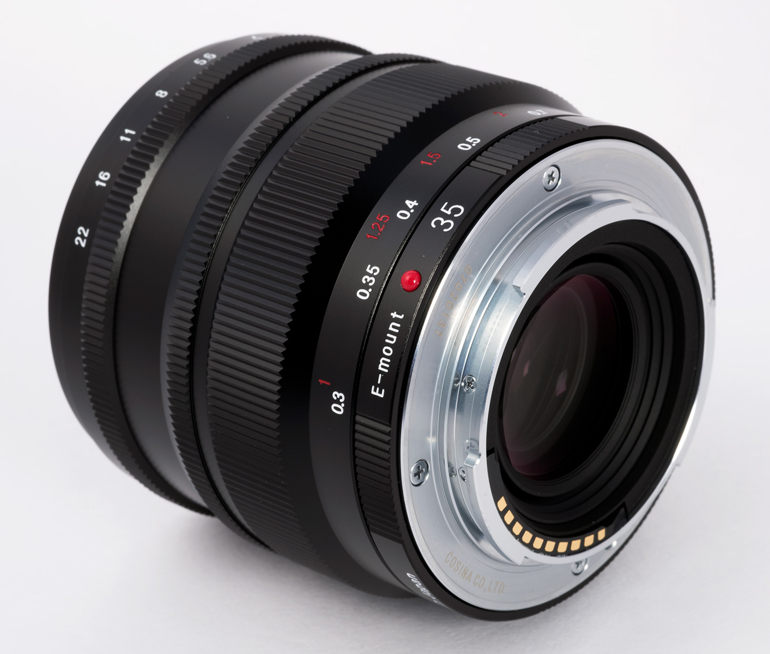 Voigtländer Nokton 35mm f/1.2 The Voigtländer Nokton 35mm f/1.2 aspherical Version I